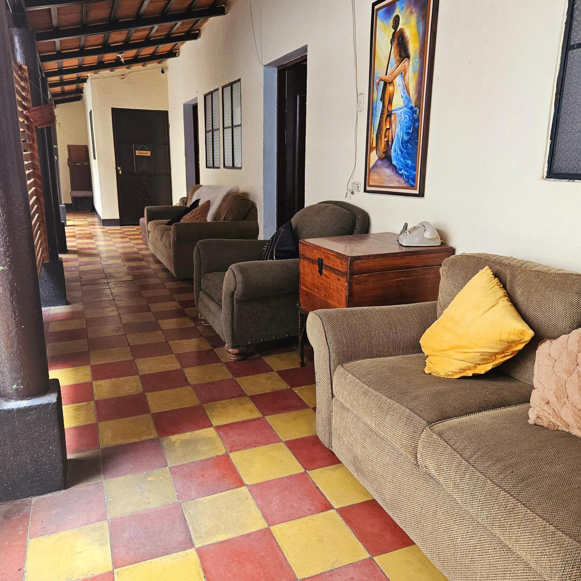 מלון אנטיגואה גואטמלה Cermeno'S House מראה חיצוני תמונה